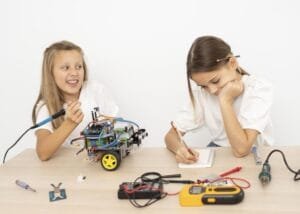 Robótica na Educação: 7 Benefícios e Como Transformar o Aprendizado