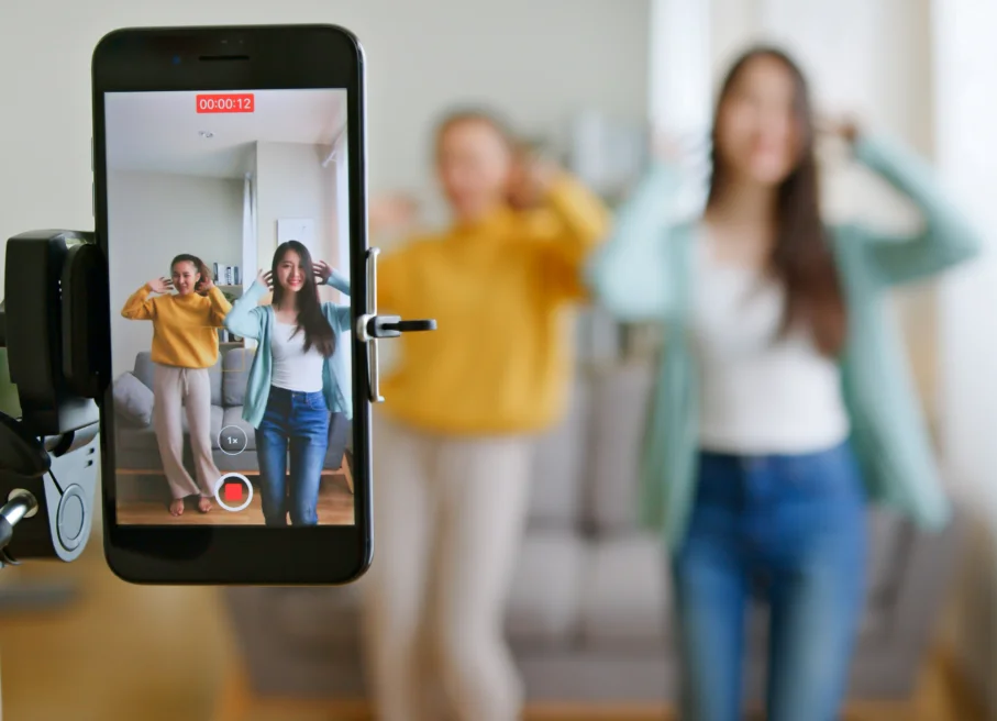 A nova onda tecnológica e as dancinhas na internet
